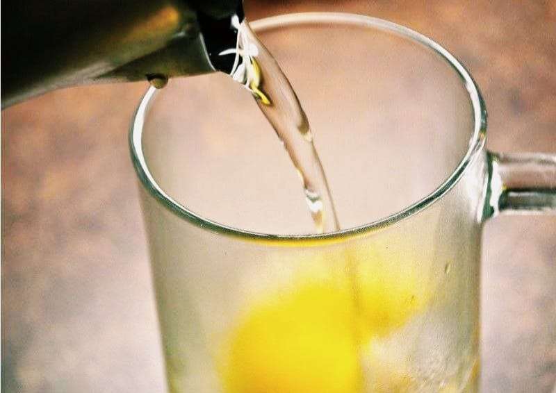 Three-drinks-to-keep-the-hormones-normal.-Women-are-recommended-to-drink-every-day